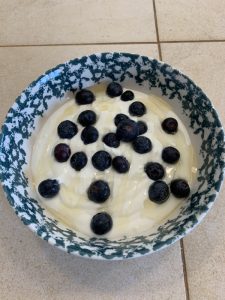 making yoghurt 4